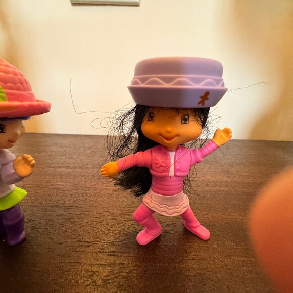 Strawberry Shortcake Ginger Snap & Tea Blossom McDonald's Happy Meal Toy Figure - Picture 7 of 12